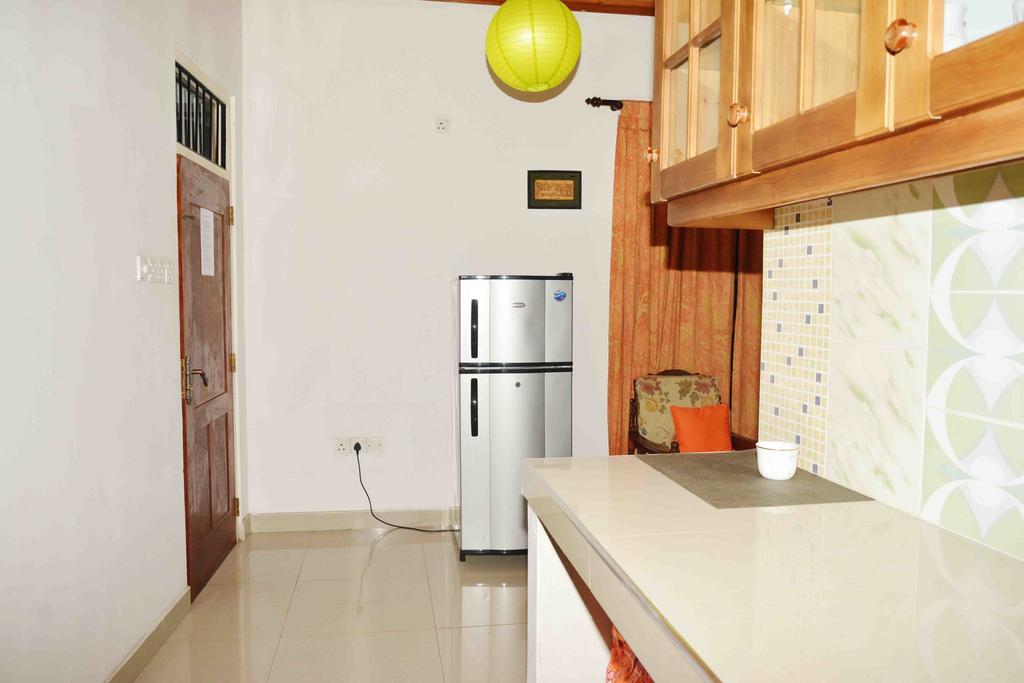 Sampathaa Residence Negombo Extérieur photo