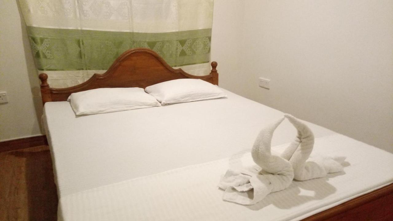 Sampathaa Residence Negombo Extérieur photo